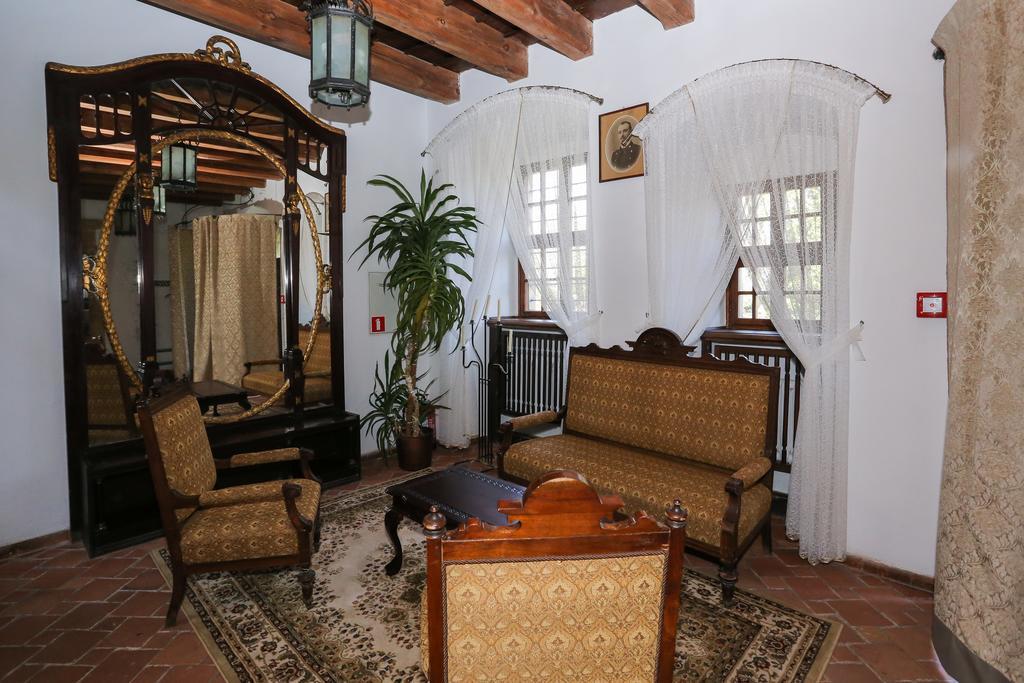 Zamek Na Wodzie W Wojnowicach Bed & Breakfast Wojnowice  Ngoại thất bức ảnh